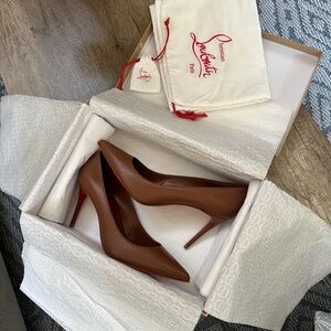 Kate 85 NAPPA LINING COLOR CUOIO size 38 aka size 7.5-8 Red bottoms Christian Lo